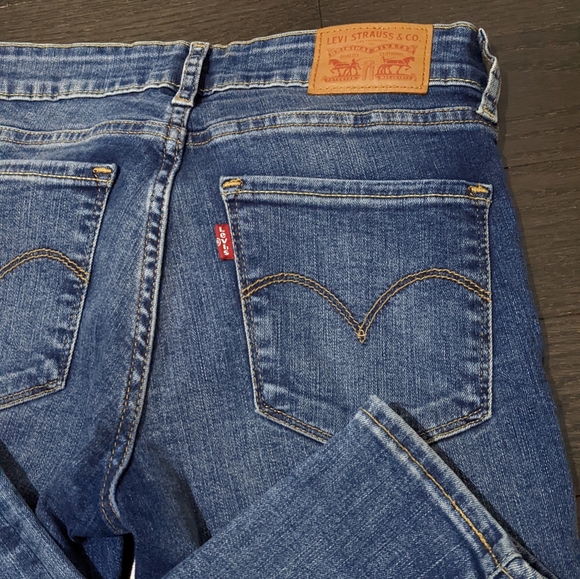 Levi's Skinny Jeans 26 x 30 with Pockets - Picture 4 of 5